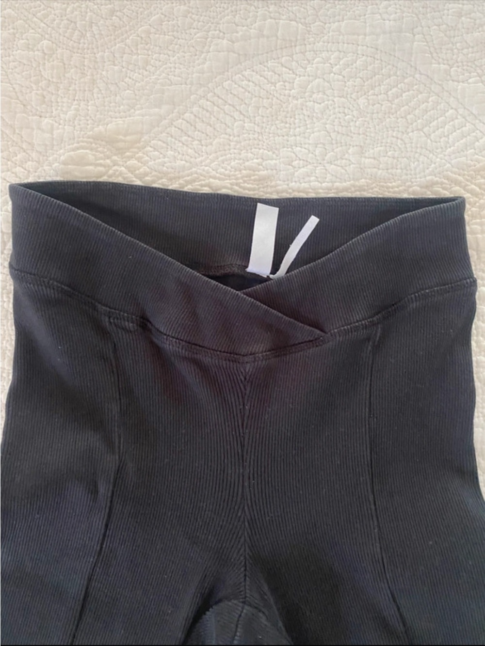 Urban Outfitters Out From Under Black Flare Leggings Small - Picture 3 of 7